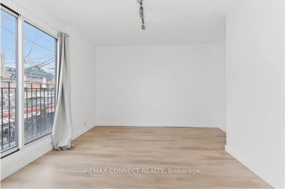 Photo 5 of Unit 2nd floor, 401 Roncesvalles Avenue, Toronto, Roncesvalles — HOMEH