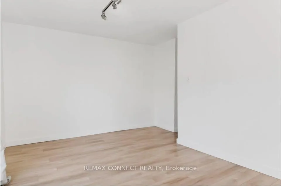Photo 11 of Unit 2nd floor, 401 Roncesvalles Avenue, Toronto, Roncesvalles — HOMEH