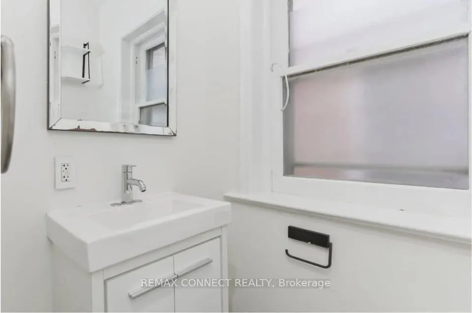 Photo 14 of Unit 2nd floor, 401 Roncesvalles Avenue, Toronto, Roncesvalles — HOMEH