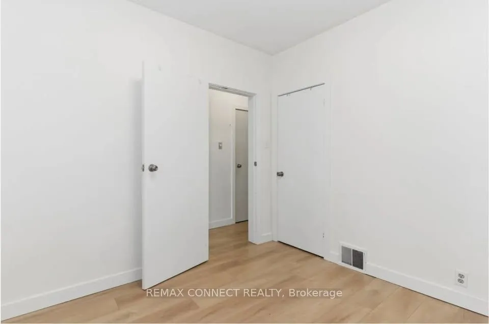 Photo 16 of Unit 2nd floor, 401 Roncesvalles Avenue, Toronto, Roncesvalles — HOMEH