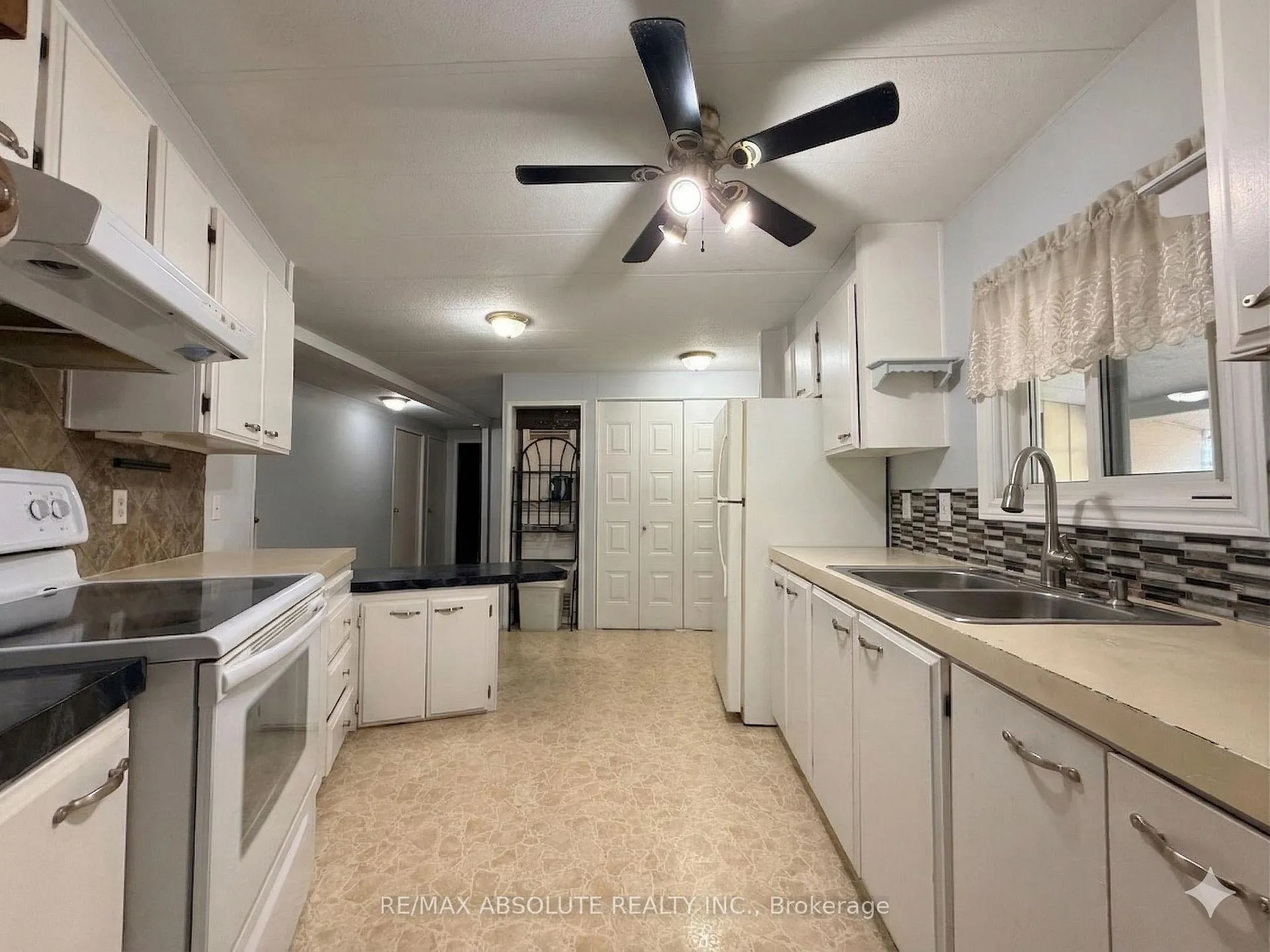 Photo 6 of 235 Poole Street, McNab/Braeside, Mcnab/Braeside Twps — HOMEH