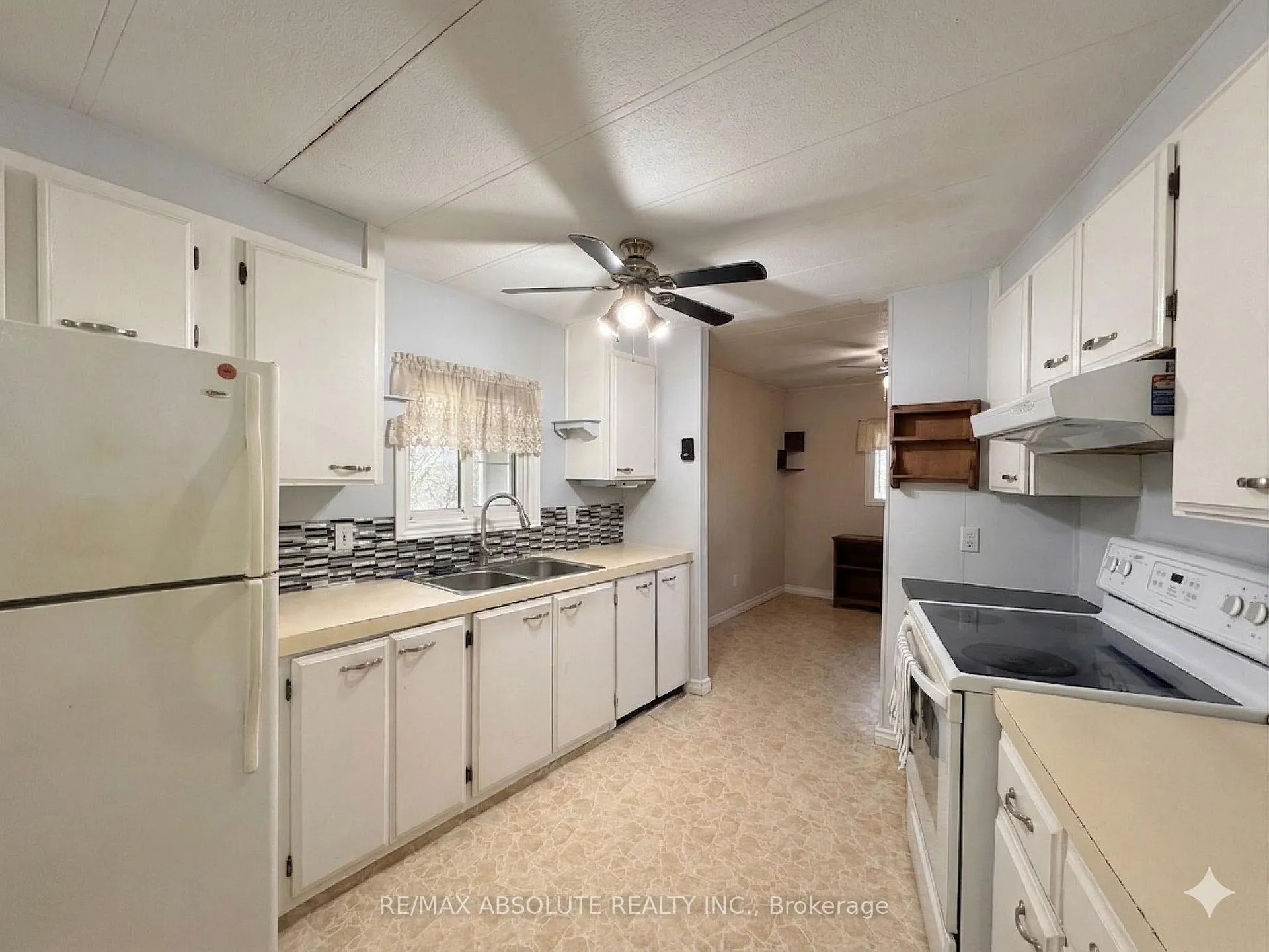 Photo 7 of 235 Poole Street, McNab/Braeside, Mcnab/Braeside Twps — HOMEH