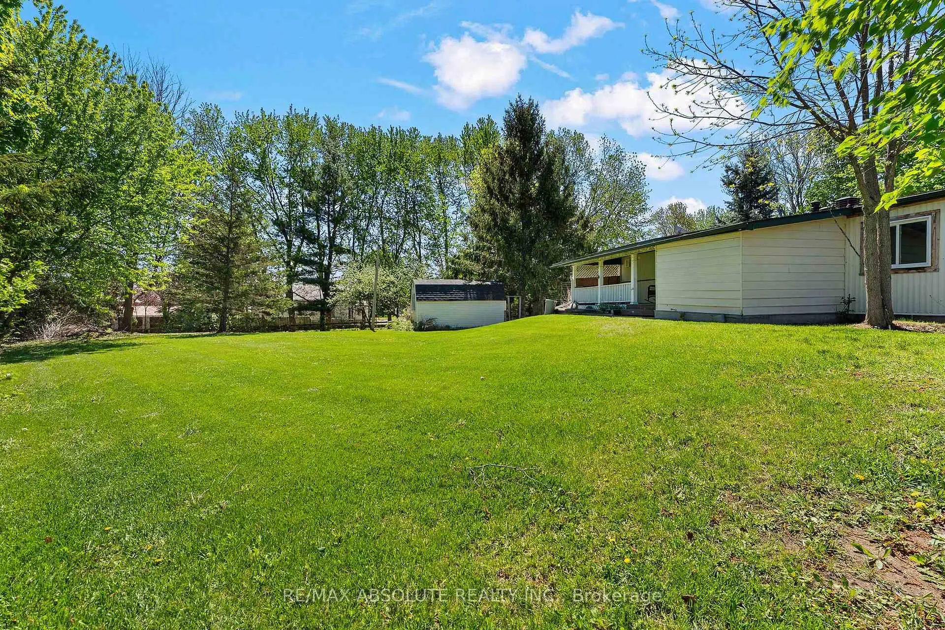 Photo 20 of 235 Poole Street, McNab/Braeside, Mcnab/Braeside Twps — HOMEH