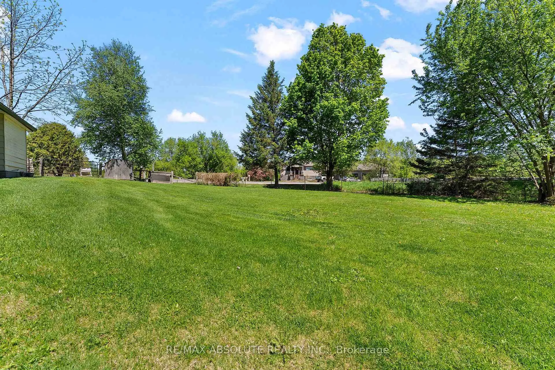 Photo 22 of 235 Poole Street, McNab/Braeside, Mcnab/Braeside Twps — HOMEH