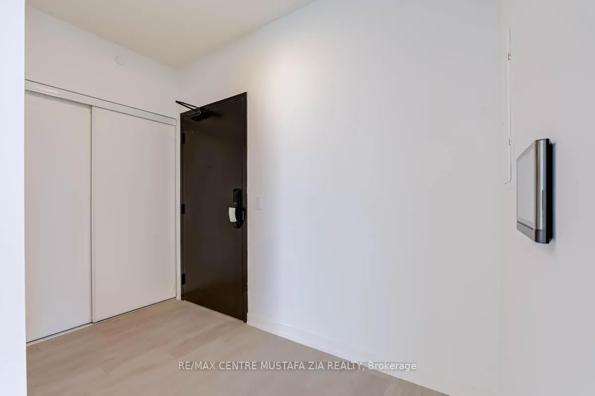 Photo 8 of Unit C1103, 4878 Powers Common, Burlington, Alton — HOMEH