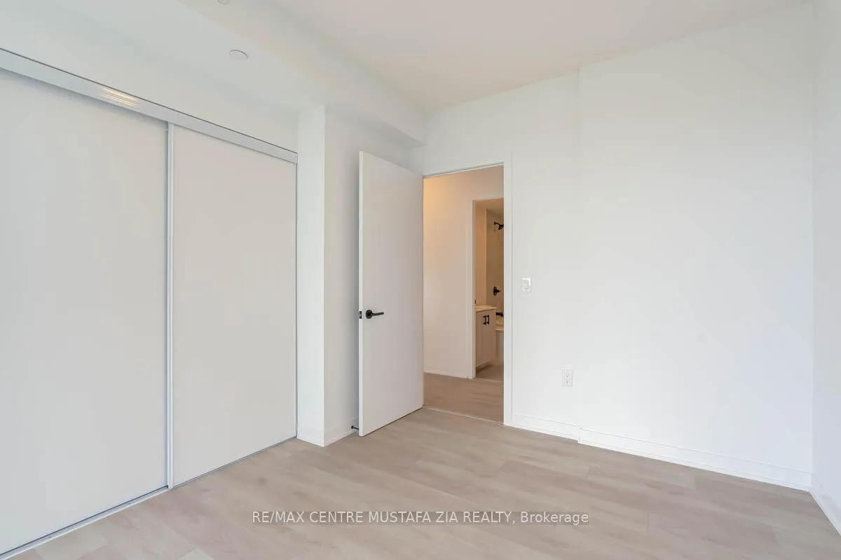 Photo 12 of Unit C1103, 4878 Powers Common, Burlington, Alton — HOMEH