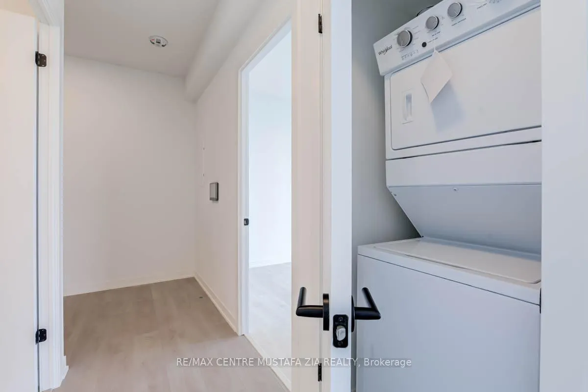 Photo 15 of Unit C1103, 4878 Powers Common, Burlington, Alton — HOMEH
