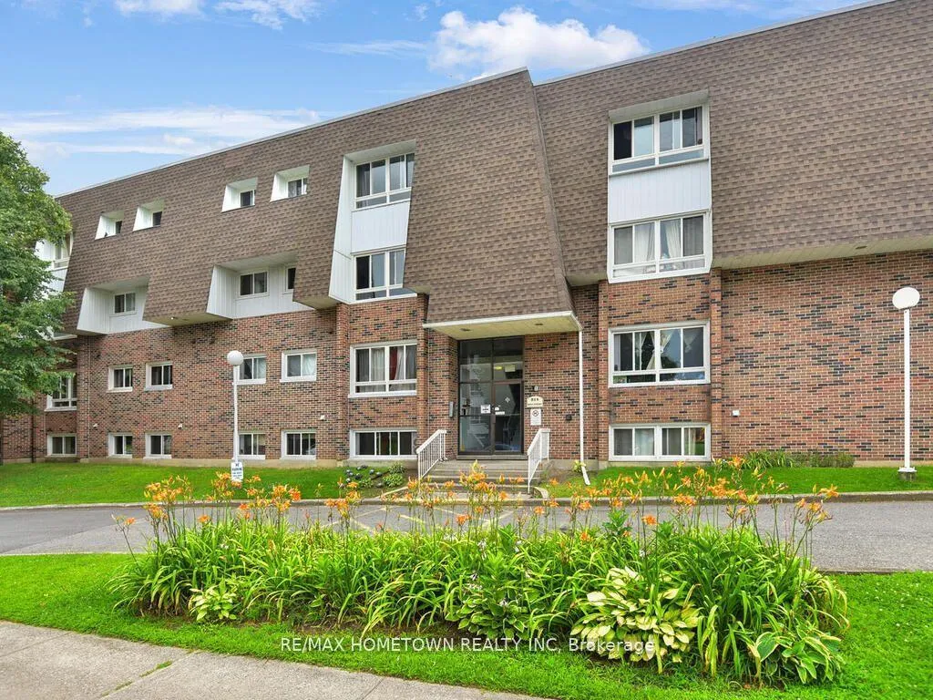 Photo of Unit G11, 815 Kyle Court