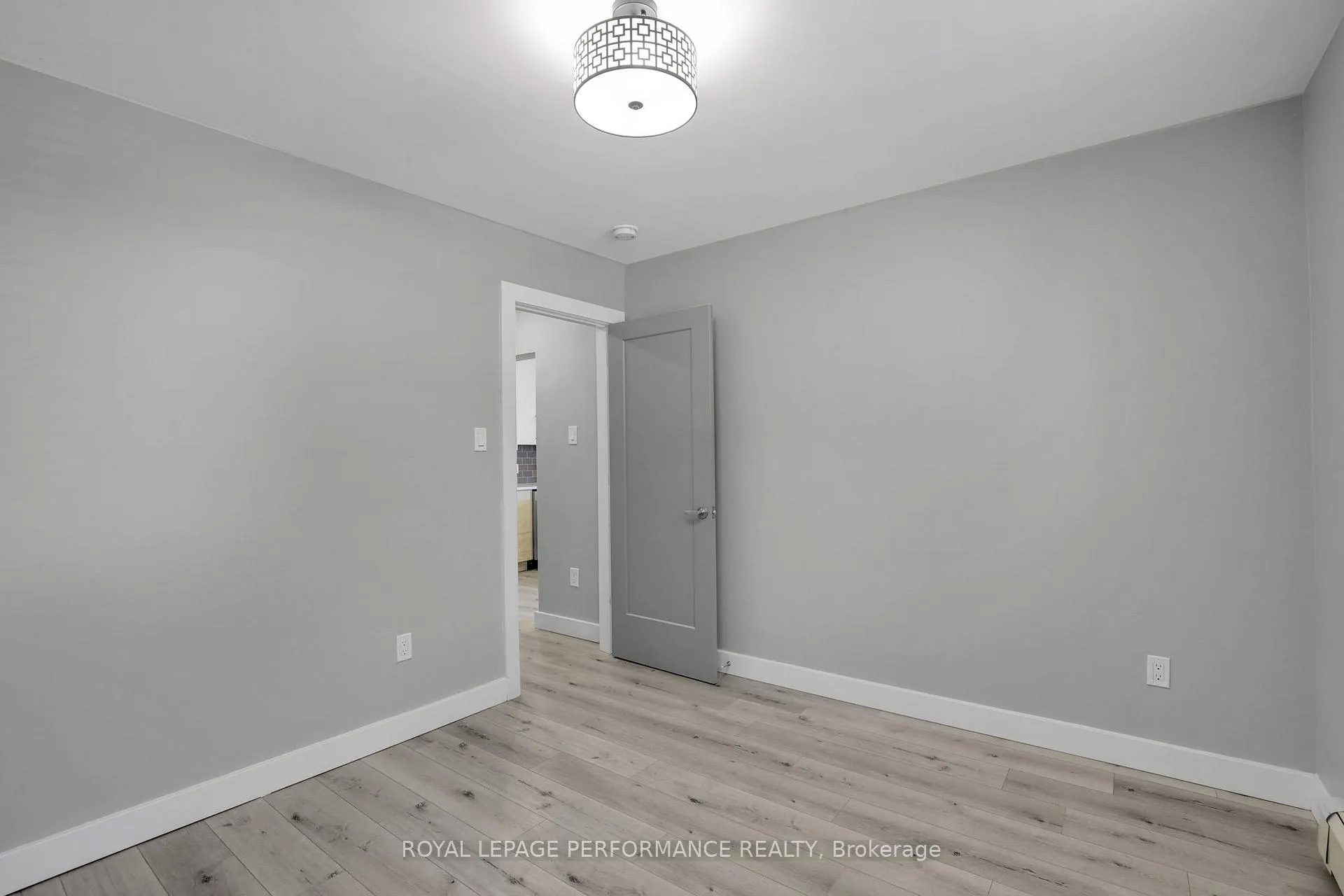 Photo 19 of Unit Unit 2, 695 Morgan Street, Ottawa, Vanier — HOMEH