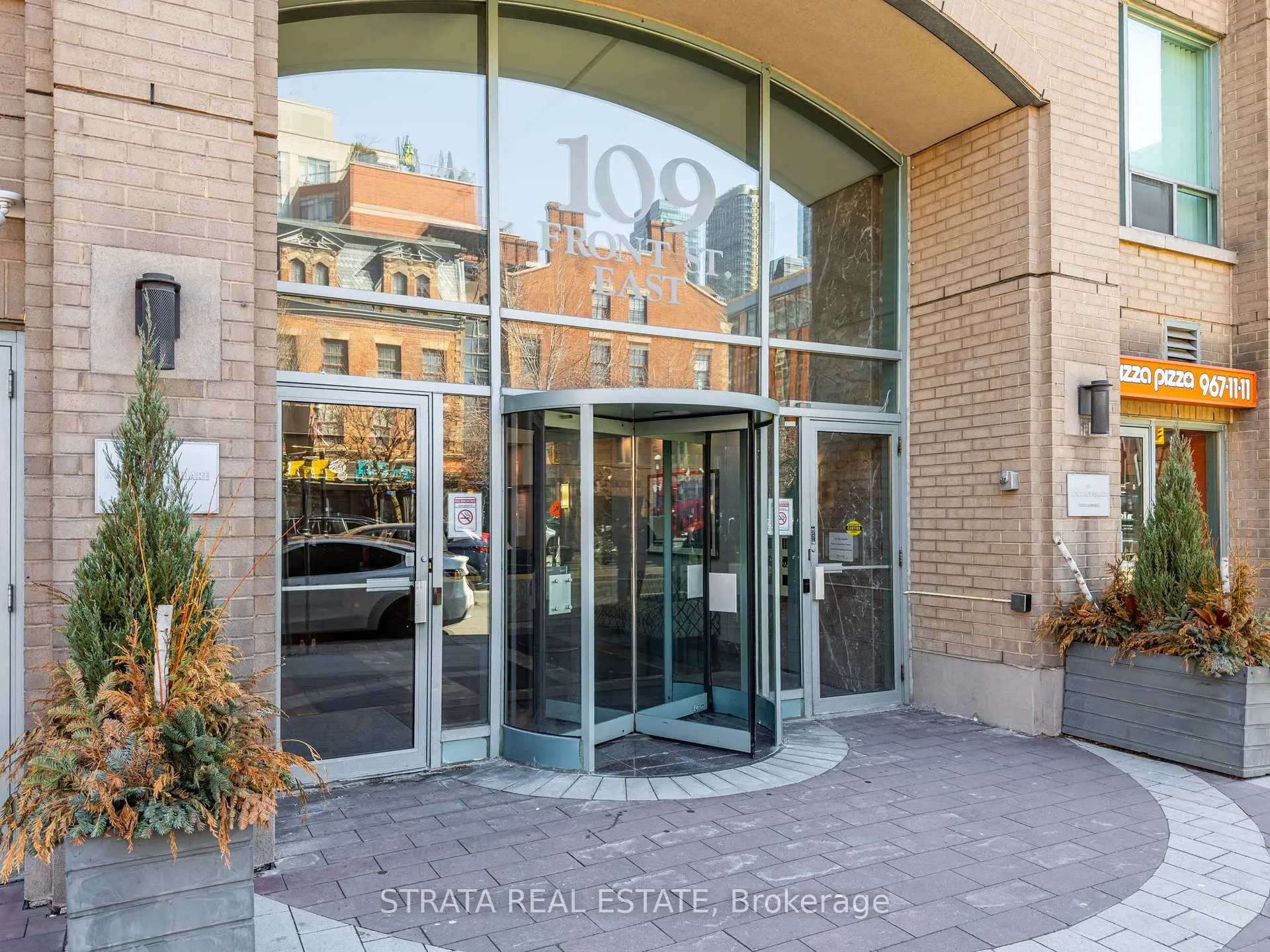 Photo 2 of Unit 440, 109 Front Street E, Toronto, Waterfront Communities — HOMEH