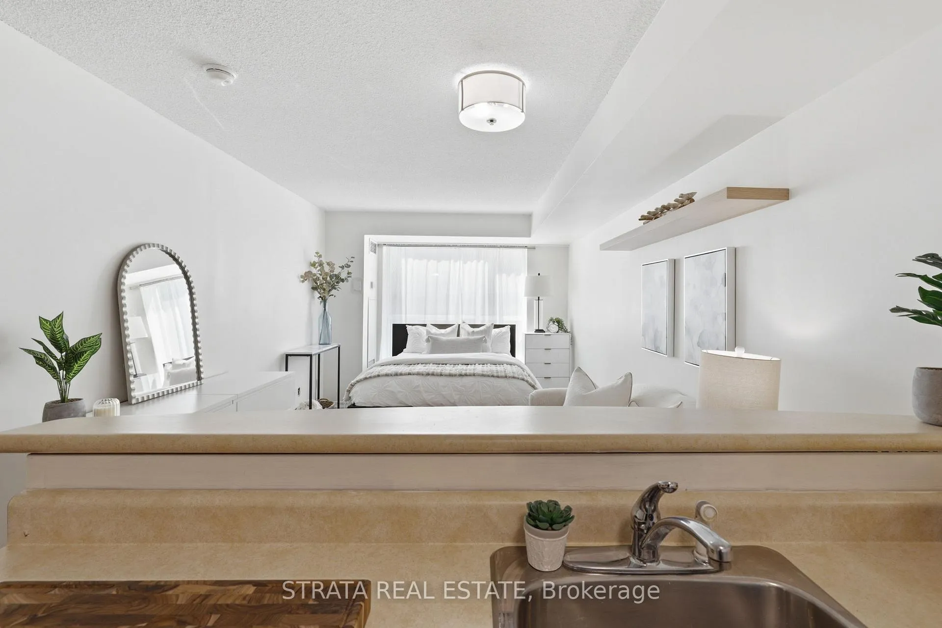 Photo 7 of Unit 440, 109 Front Street E, Toronto, Waterfront Communities — HOMEH