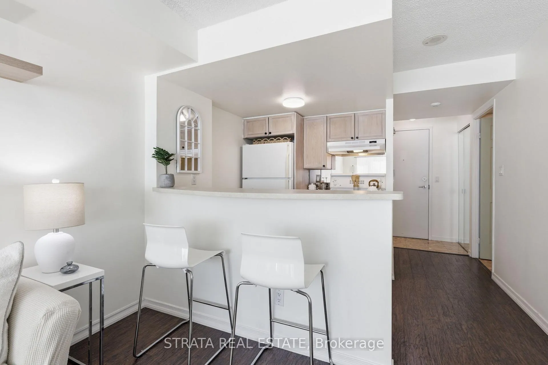 Photo 8 of Unit 440, 109 Front Street E, Toronto, Waterfront Communities — HOMEH