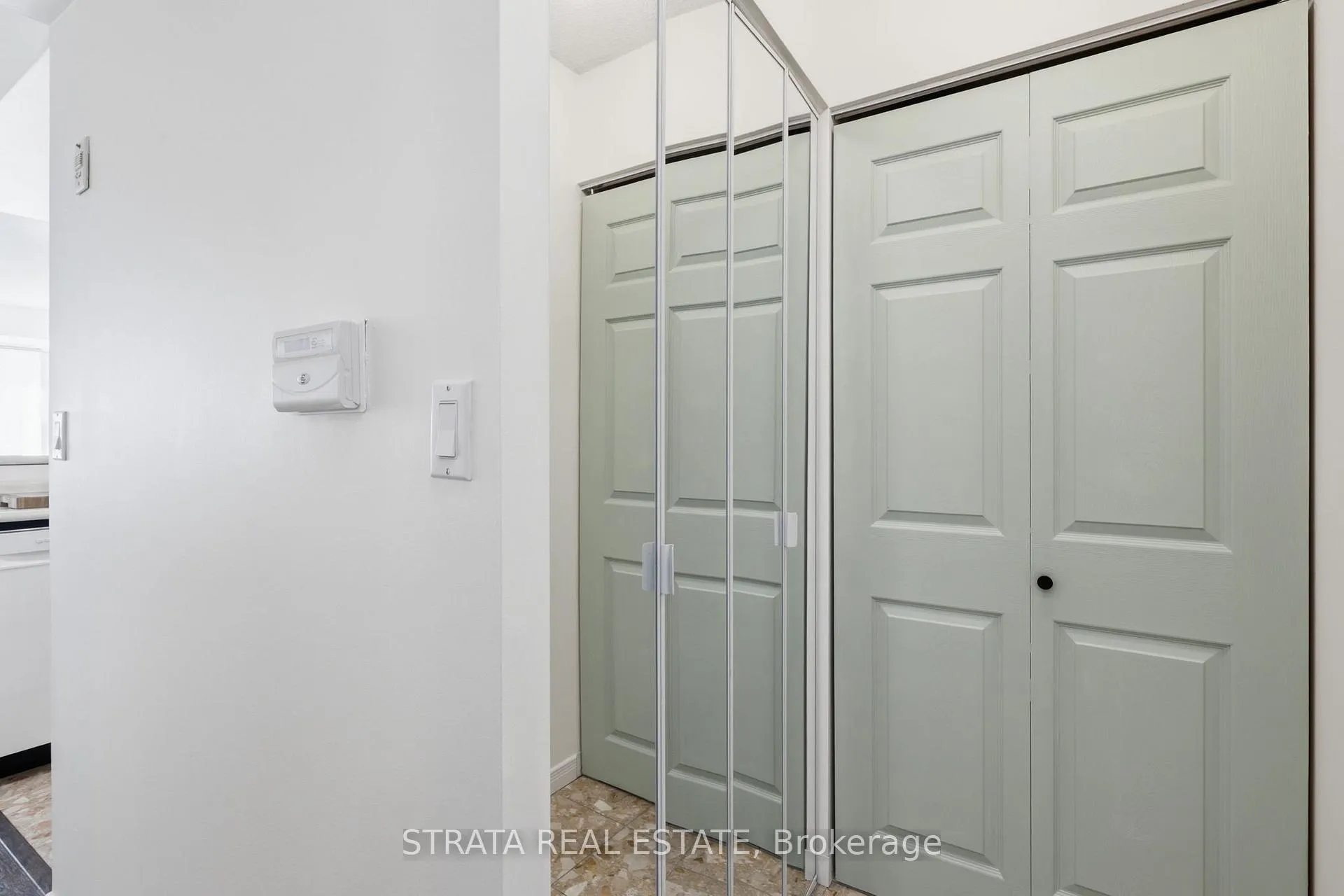 Photo 12 of Unit 440, 109 Front Street E, Toronto, Waterfront Communities — HOMEH