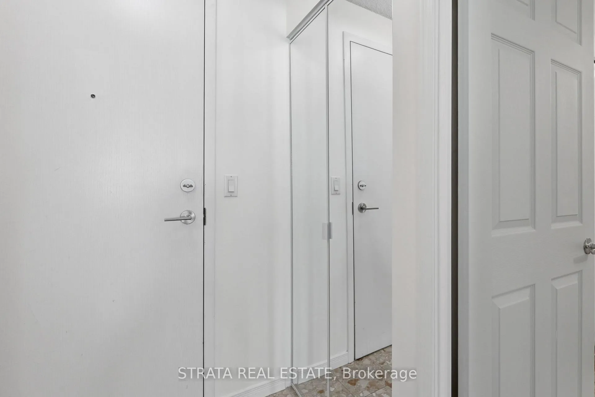 Photo 13 of Unit 440, 109 Front Street E, Toronto, Waterfront Communities — HOMEH