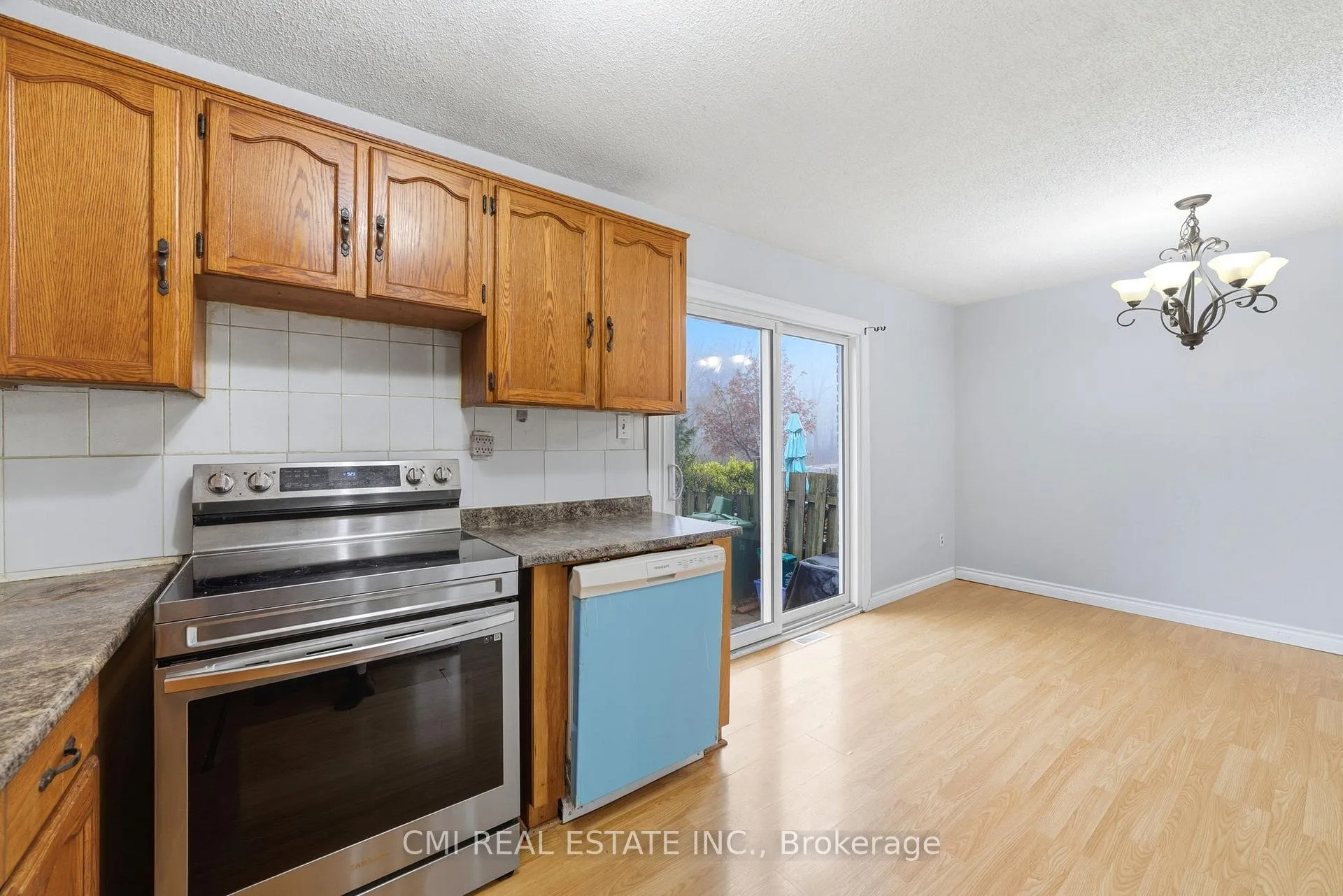 Photo 11 of Unit 44, 1300 Upper Ottawa Street, Hamilton, Quinndale — HOMEH
