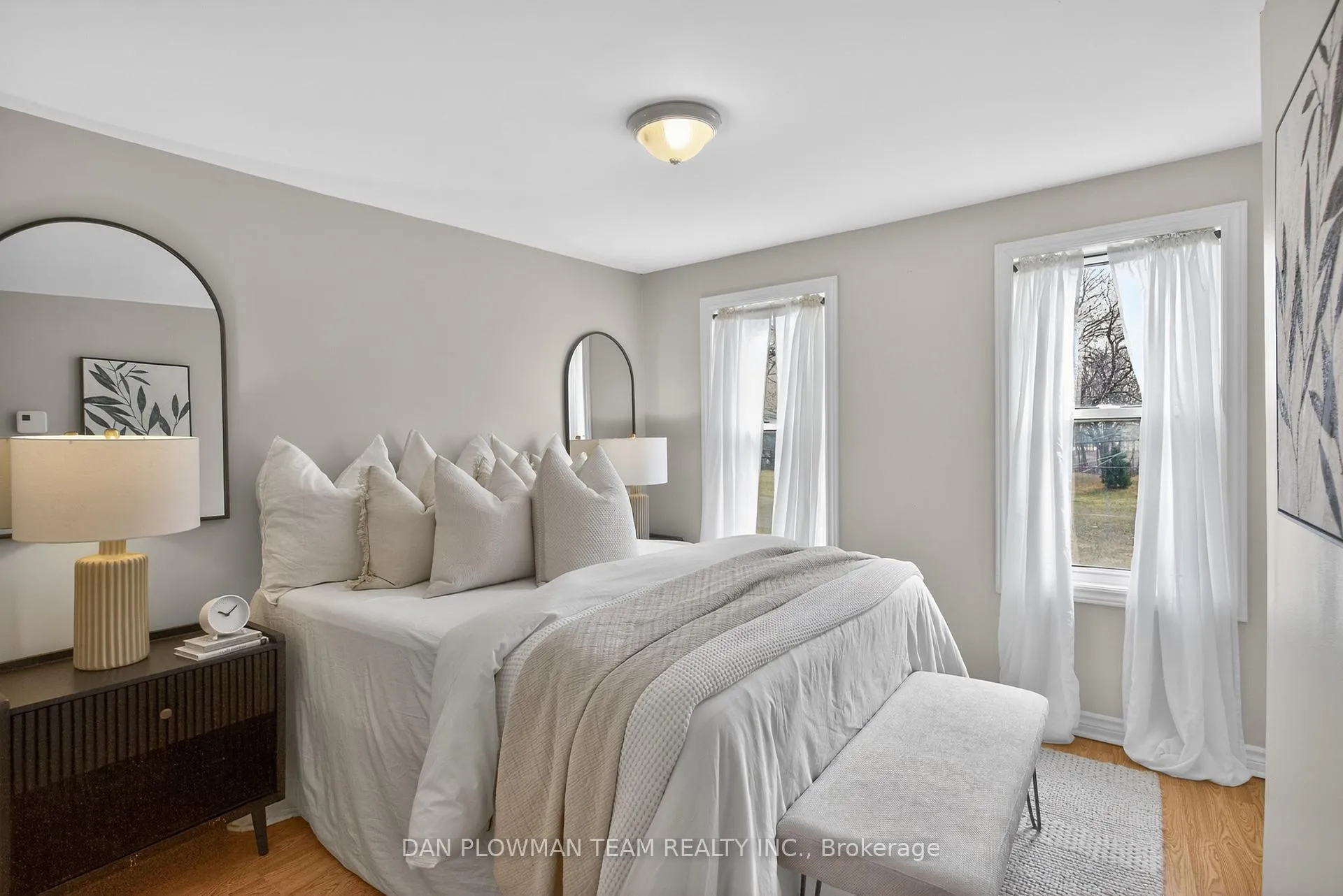 Photo 9 of 114 Olive Avenue, Oshawa, Central — HOMEH