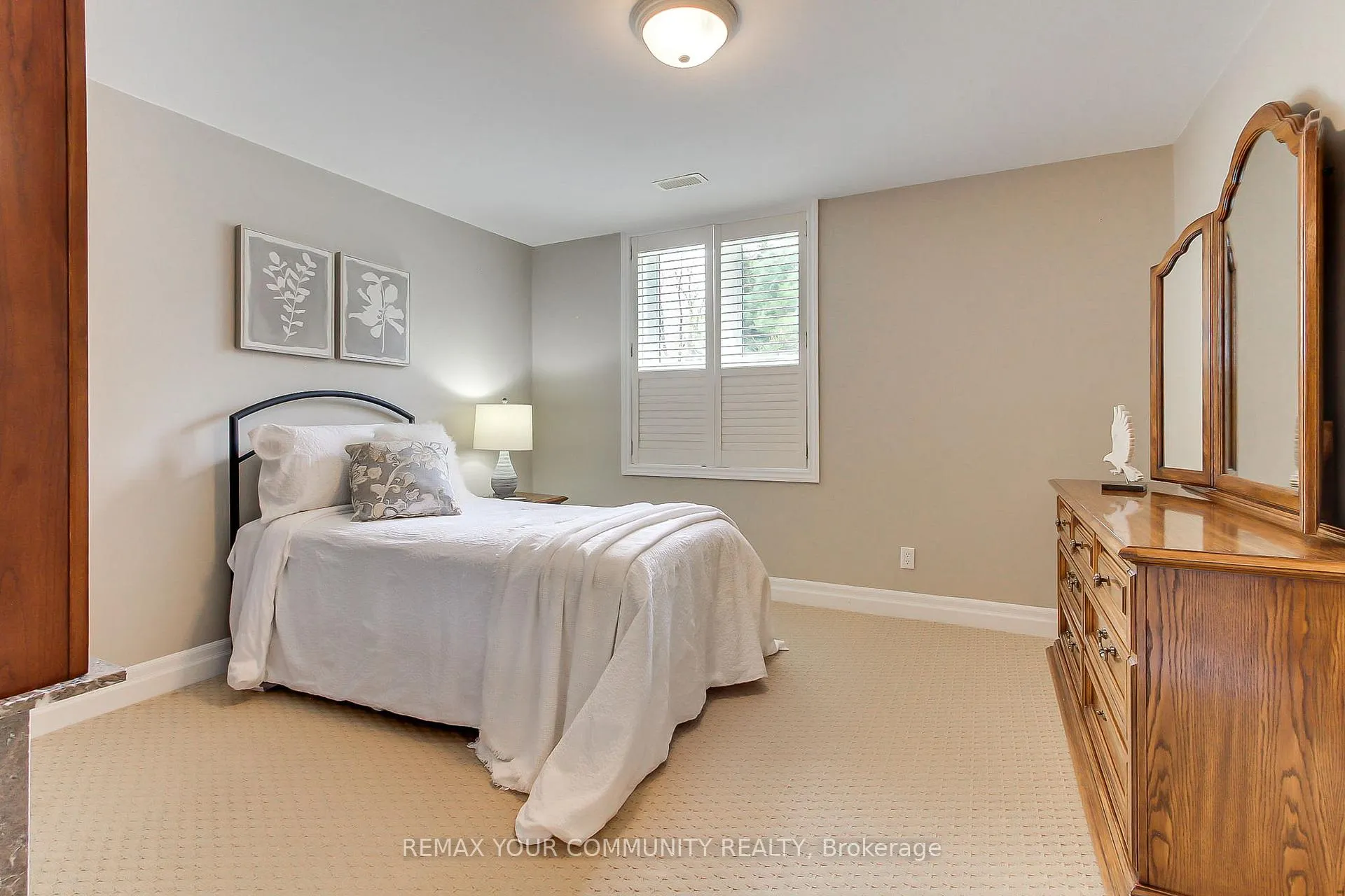 Photo 38 of Unit 5, 23 Reddington Drive, Caledon, Palgrave — HOMEH
