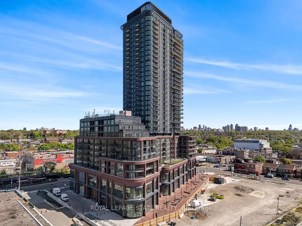 Front of Unit 2109, 1185 Dupont Street