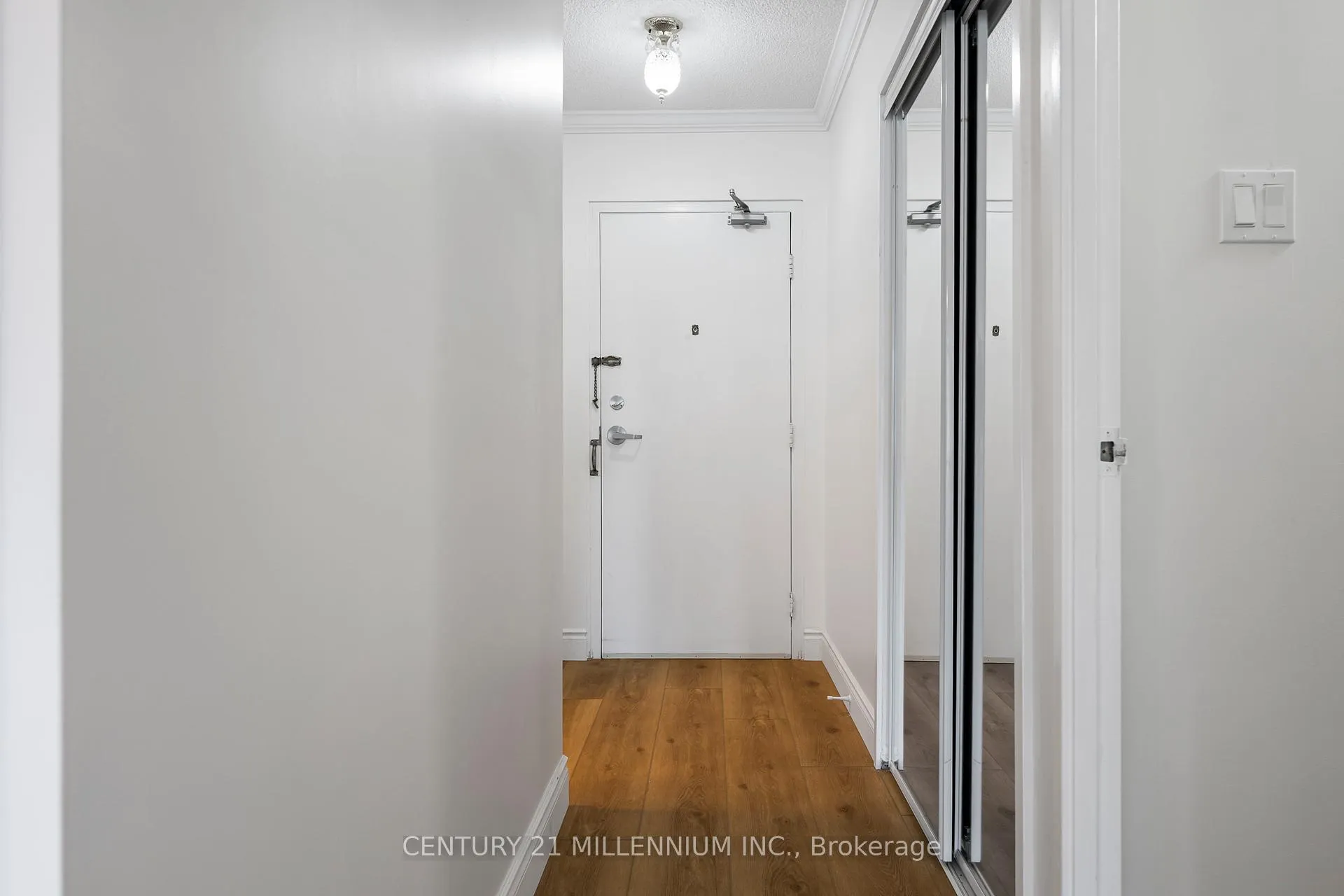 Photo 4 of Unit 1005, 81 Millside Drive, Milton, Old Milton — HOMEH