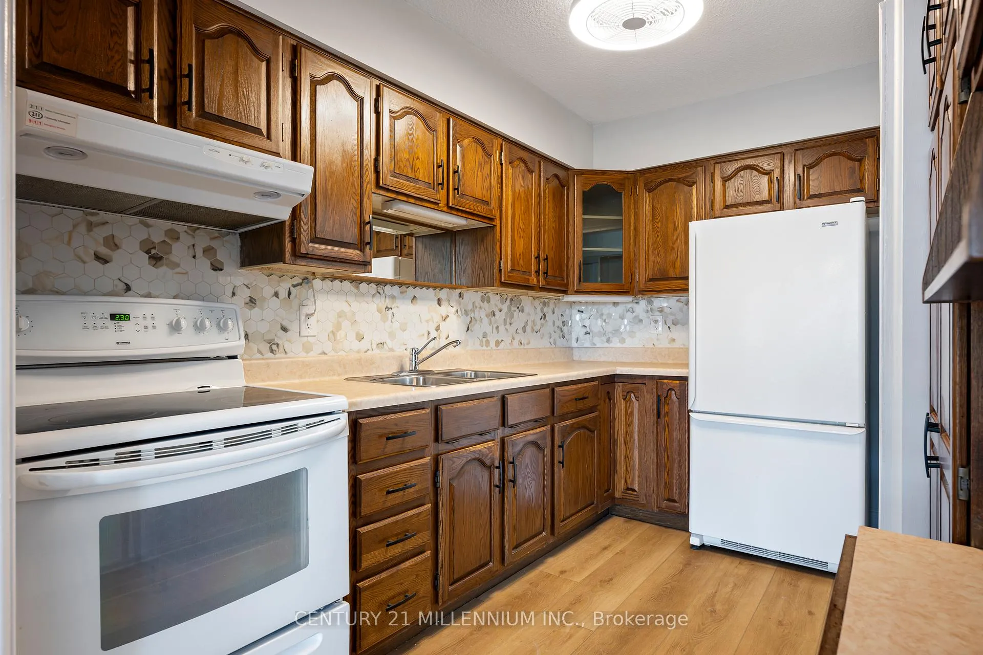 Photo 7 of Unit 1005, 81 Millside Drive, Milton, Old Milton — HOMEH
