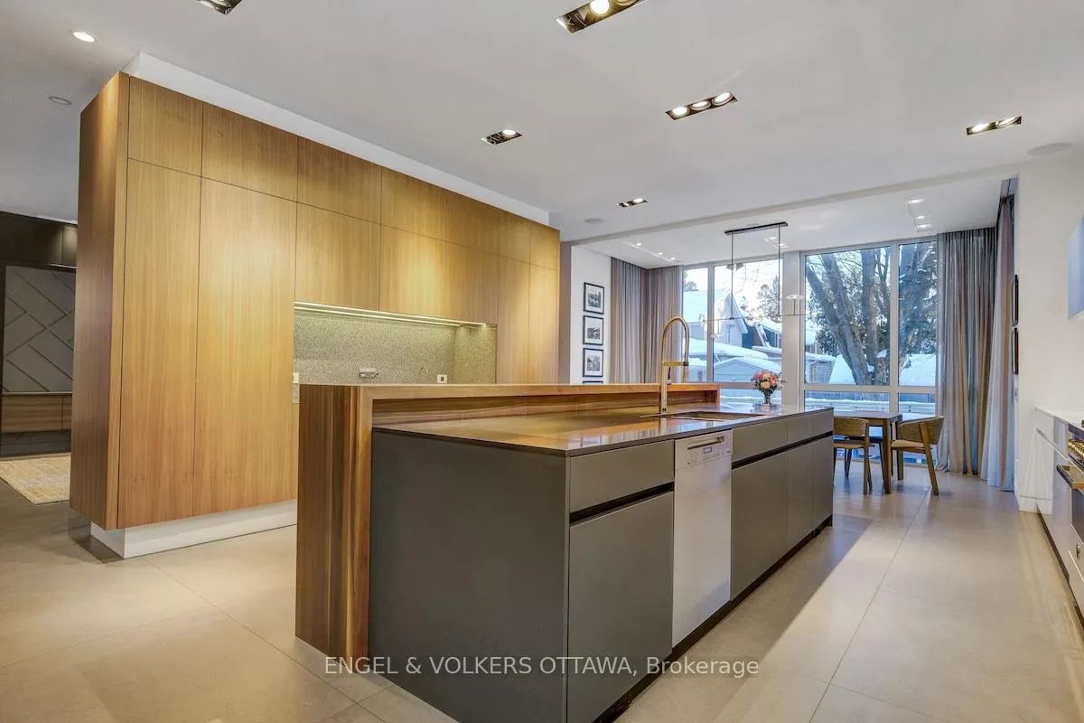 Photo 18 of 608 Byron Avenue, Ottawa, McKellar/Highland — HOMEH