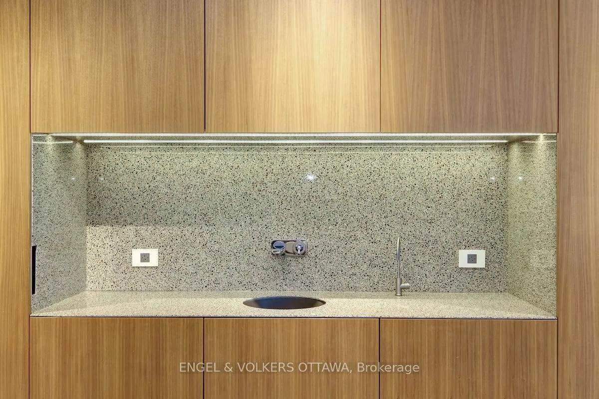 Photo 19 of 608 Byron Avenue, Ottawa, McKellar/Highland — HOMEH