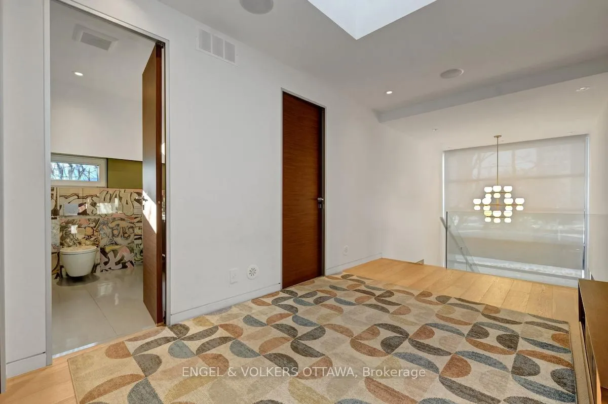 Photo 26 of 608 Byron Avenue, Ottawa, McKellar/Highland — HOMEH