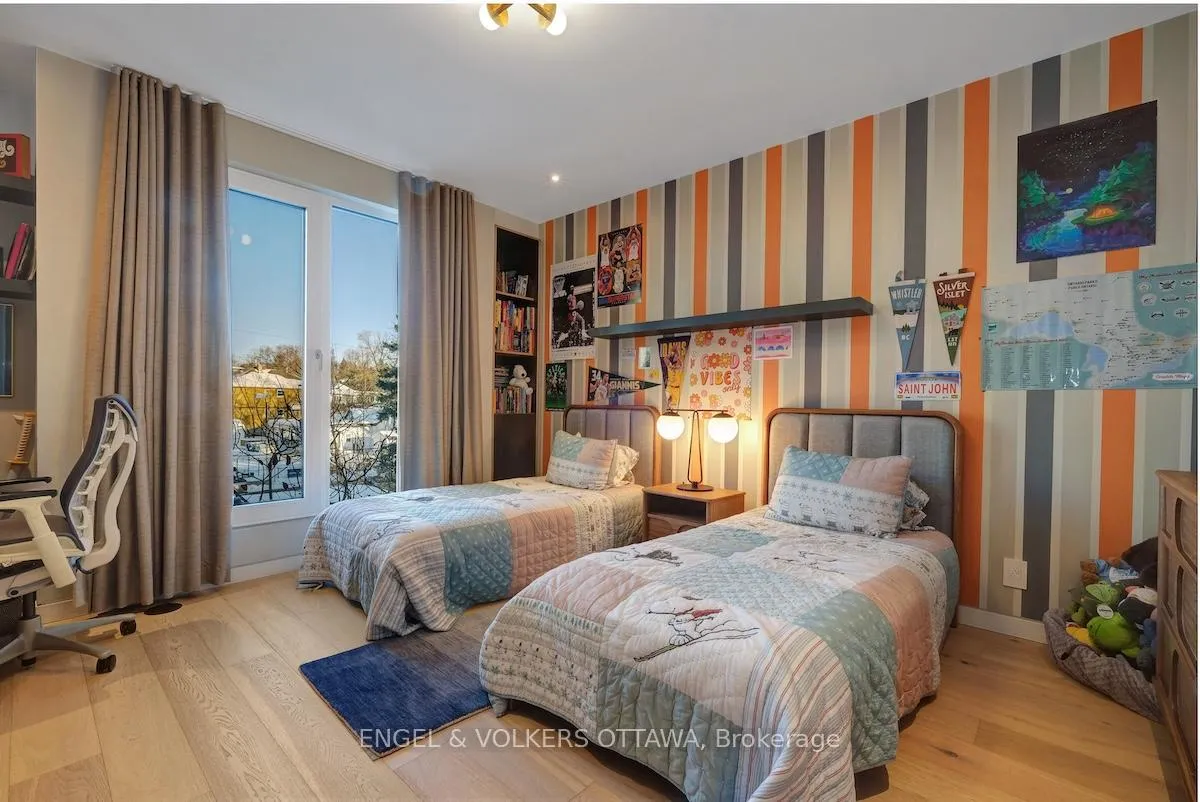 Photo 38 of 608 Byron Avenue, Ottawa, McKellar/Highland — HOMEH