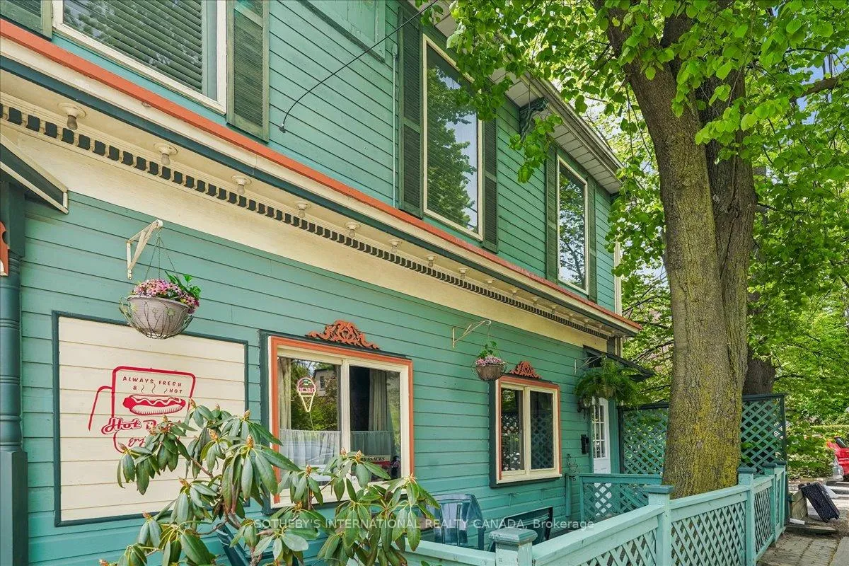 Photo 4 of 161 Winchester Street, Toronto, Cabbagetown-South St. James Town — HOMEH