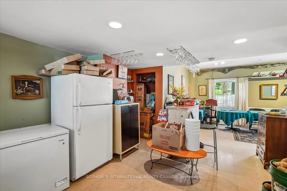 Photo 9 of 161 Winchester Street, Toronto, Cabbagetown-South St. James Town — HOMEH