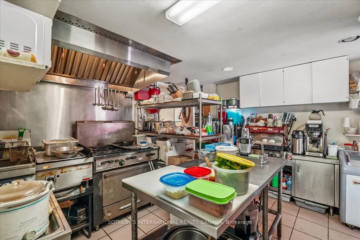 Photo 13 of 161 Winchester Street, Toronto, Cabbagetown-South St. James Town — HOMEH
