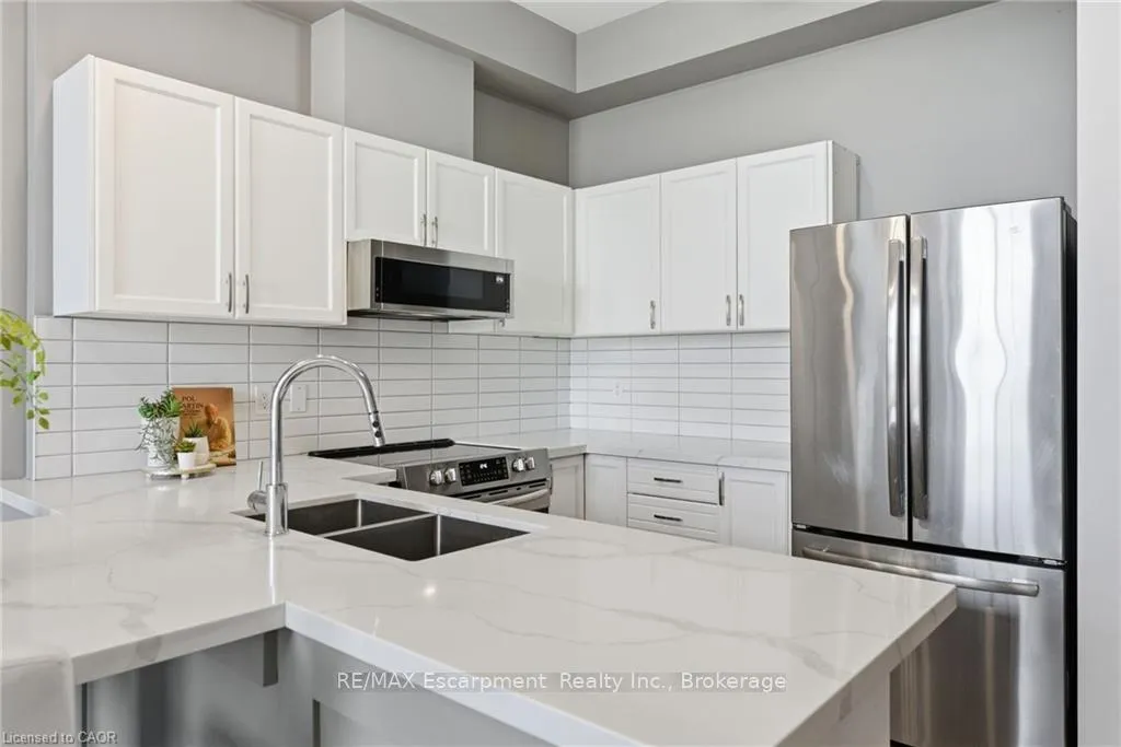 Photo 8 of Unit 322, 262 Dundas Street E, Hamilton, Waterdown — HOMEH