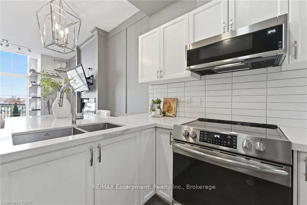 Photo 9 of Unit 322, 262 Dundas Street E, Hamilton, Waterdown — HOMEH