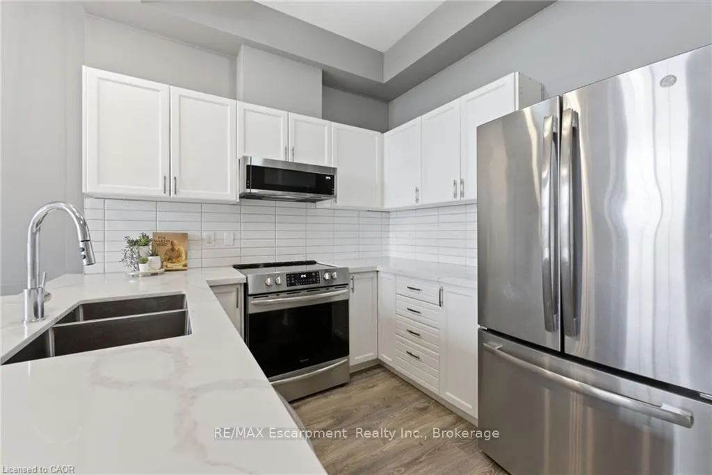 Photo 10 of Unit 322, 262 Dundas Street E, Hamilton, Waterdown — HOMEH