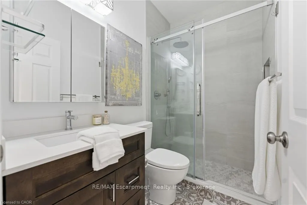 Photo 13 of Unit 322, 262 Dundas Street E, Hamilton, Waterdown — HOMEH