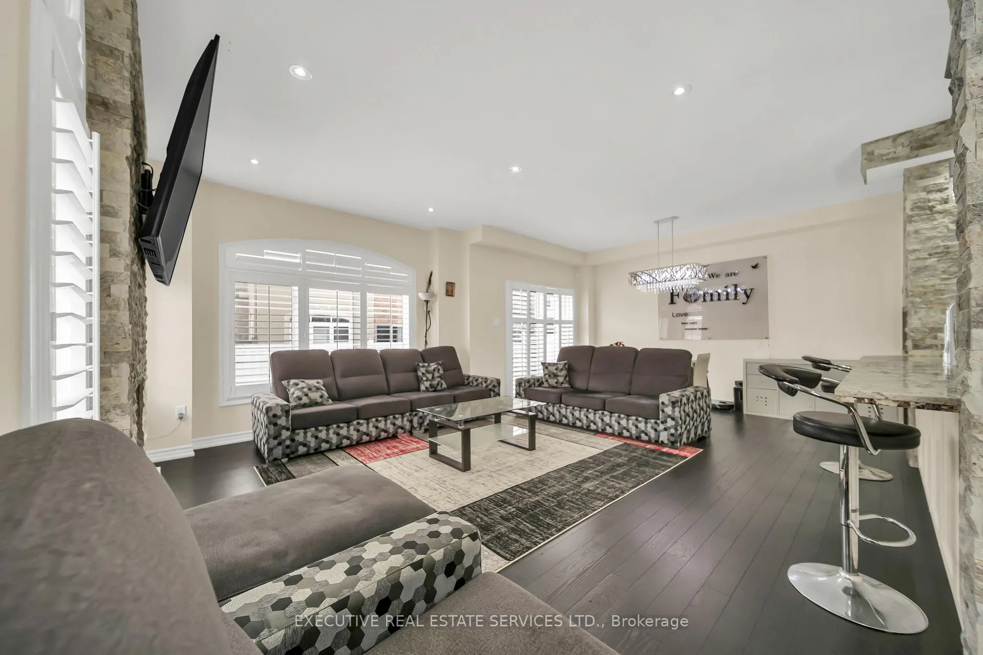 Photo 9 of 13 Masken Circle, Brampton, Northwest Brampton — HOMEH