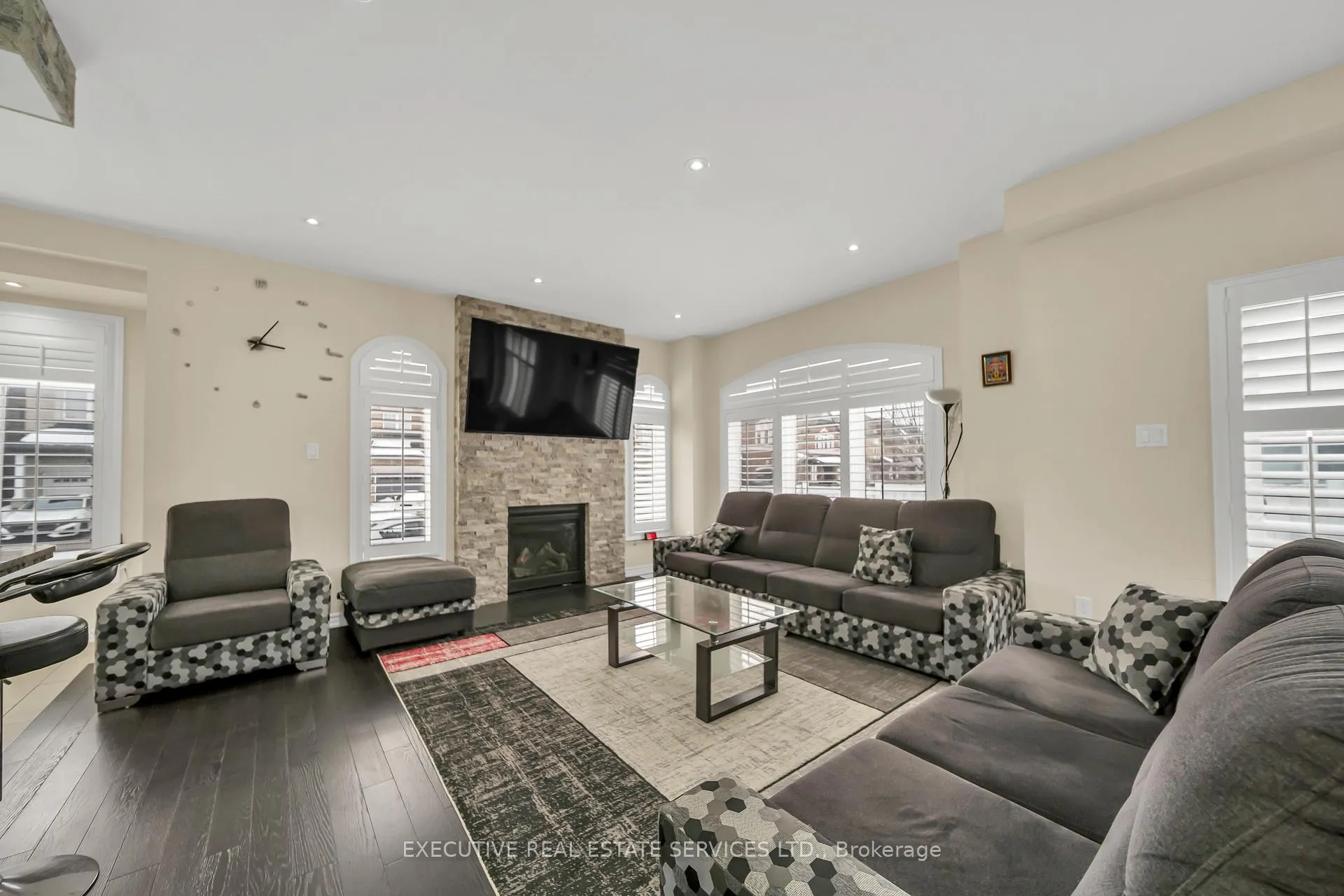 Photo 12 of 13 Masken Circle, Brampton, Northwest Brampton — HOMEH