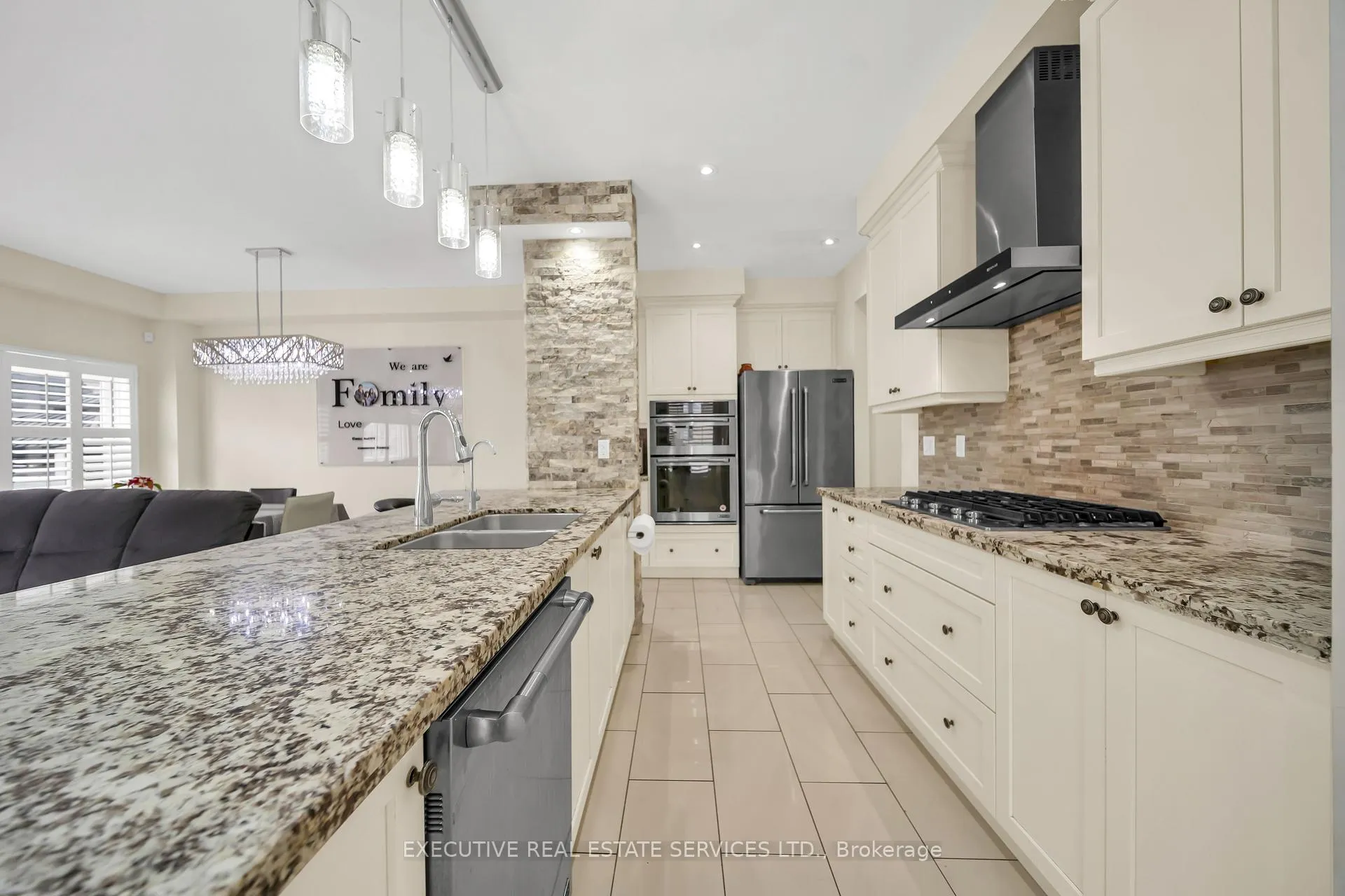 Photo 18 of 13 Masken Circle, Brampton, Northwest Brampton — HOMEH
