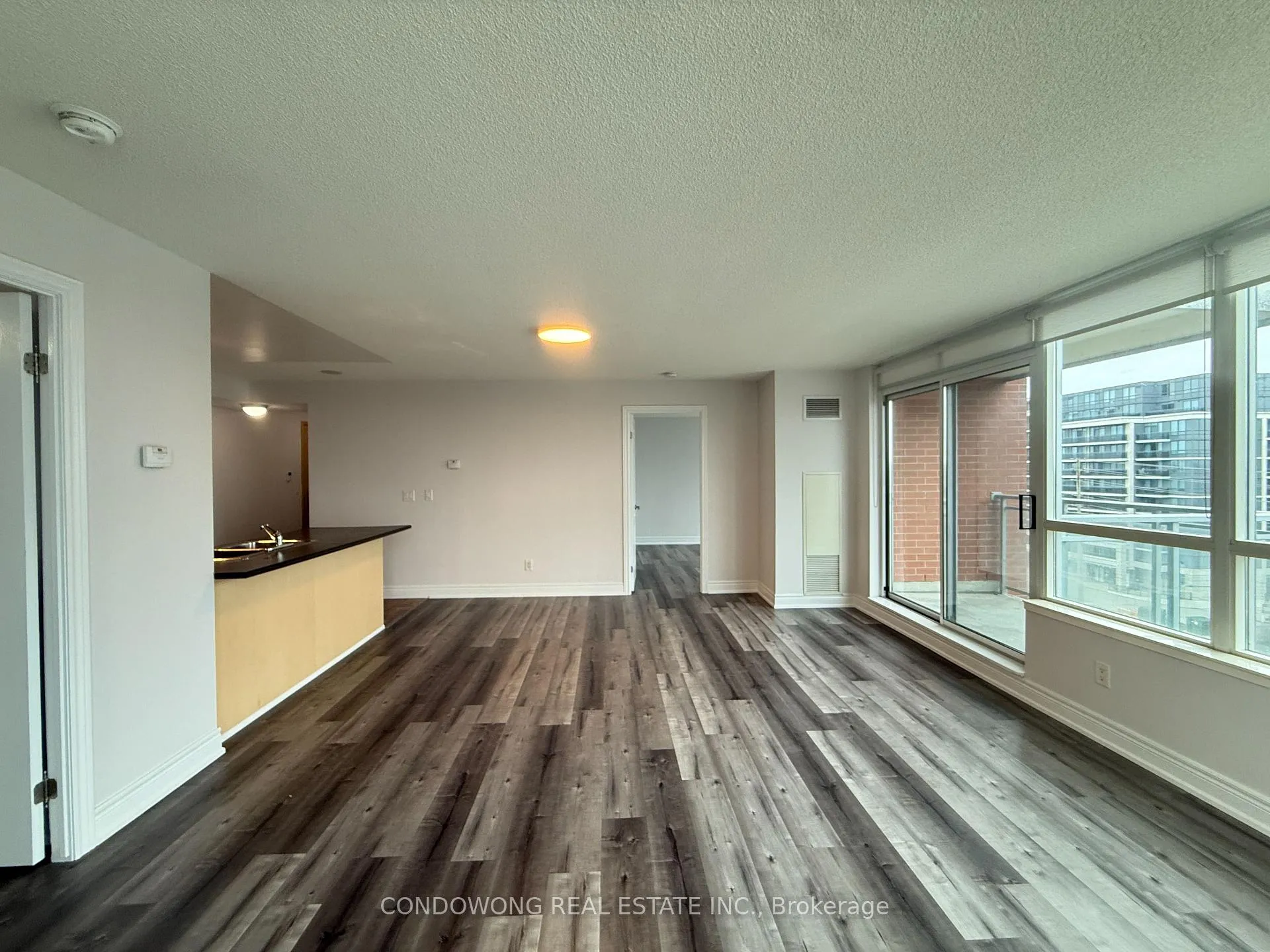 Photo 5 of Unit 918, 48 Suncrest Boulevard, Markham, Commerce Valley — HOMEH