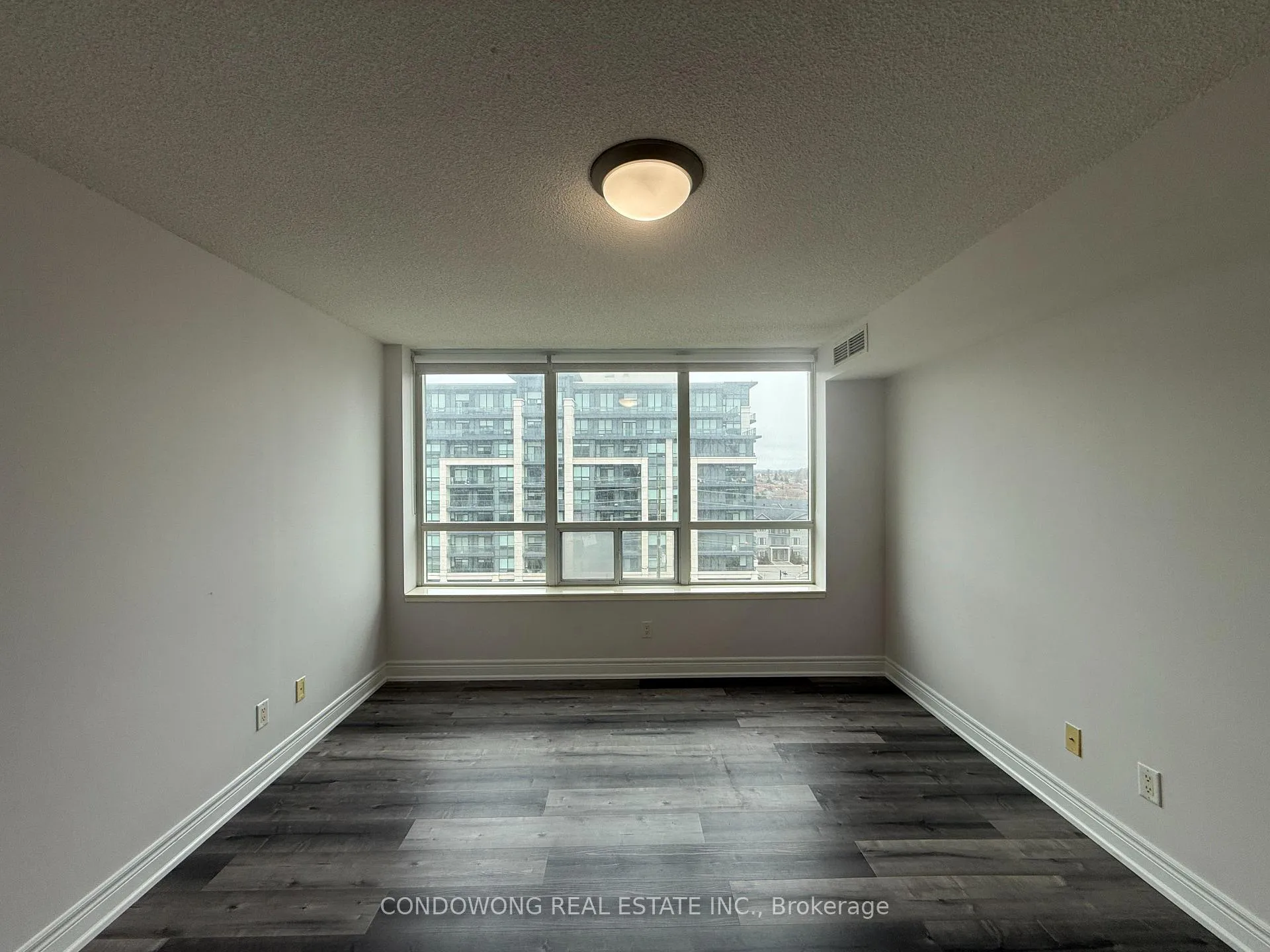 Photo 6 of Unit 918, 48 Suncrest Boulevard, Markham, Commerce Valley — HOMEH