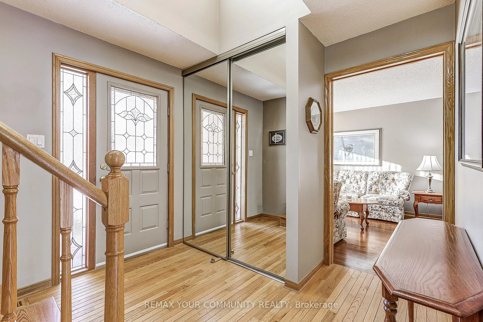 Photo 2 of 3 Sawyer Crescent, Markham, Markham Village — HOMEH