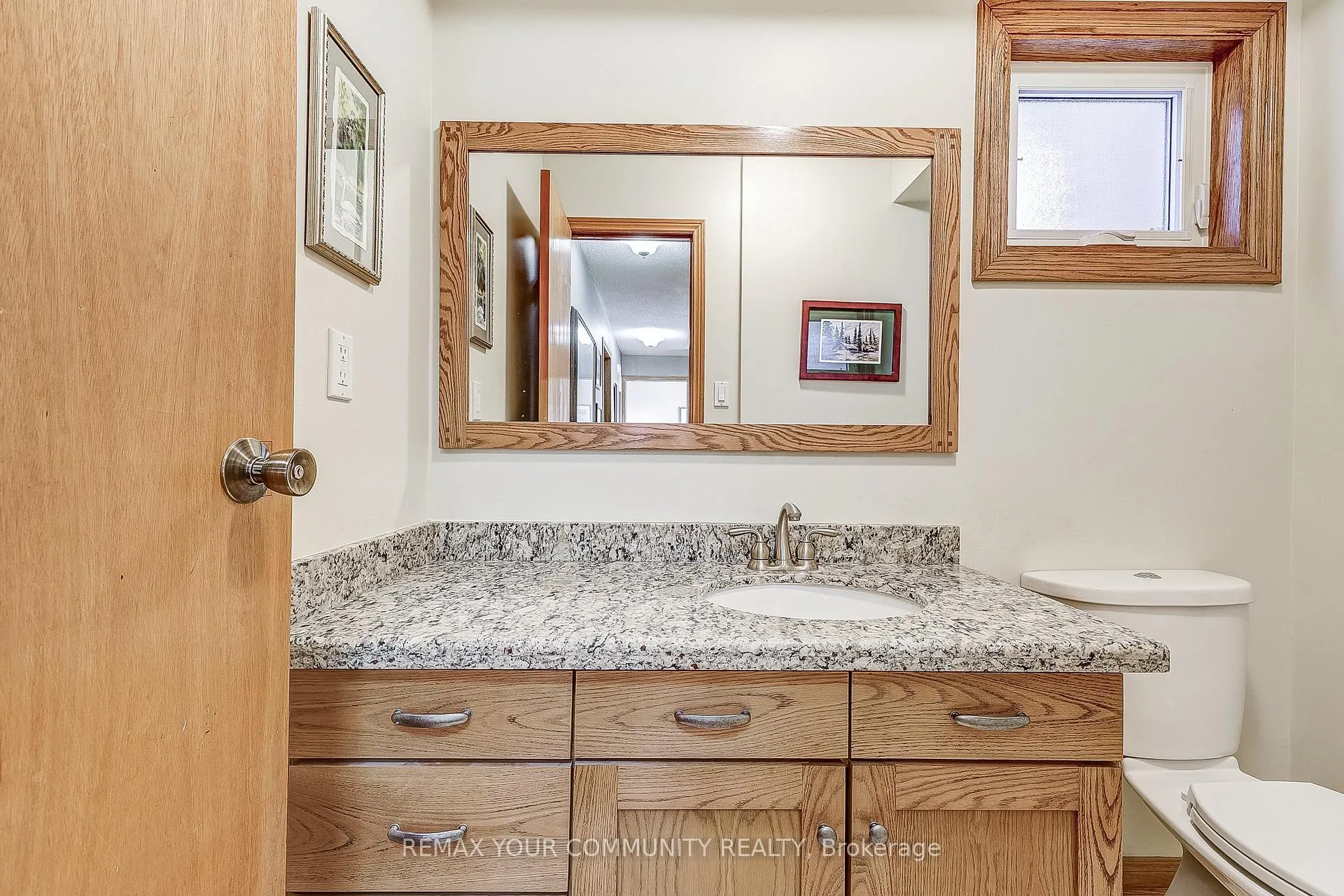 Photo 15 of 3 Sawyer Crescent, Markham, Markham Village — HOMEH