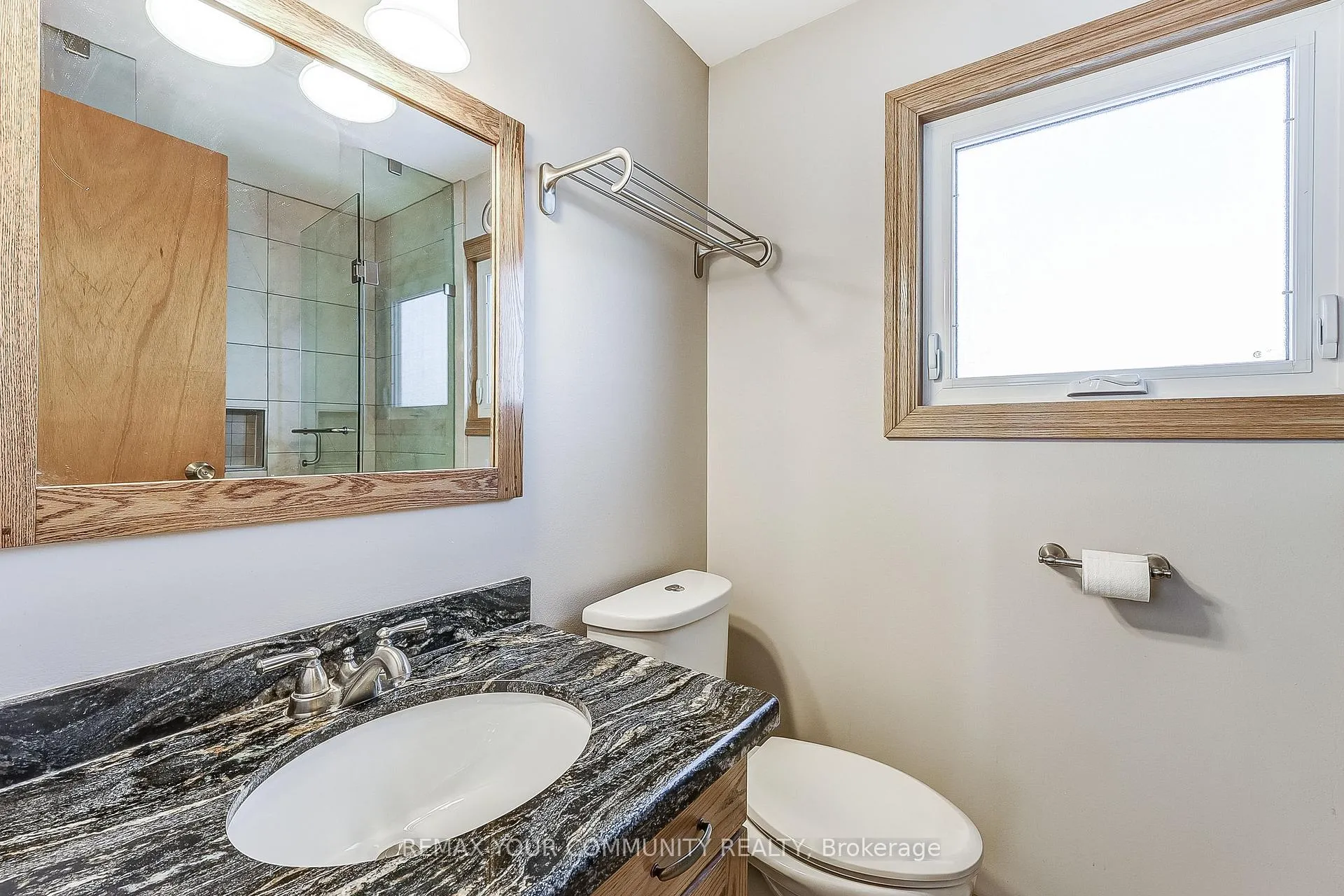 Photo 21 of 3 Sawyer Crescent, Markham, Markham Village — HOMEH