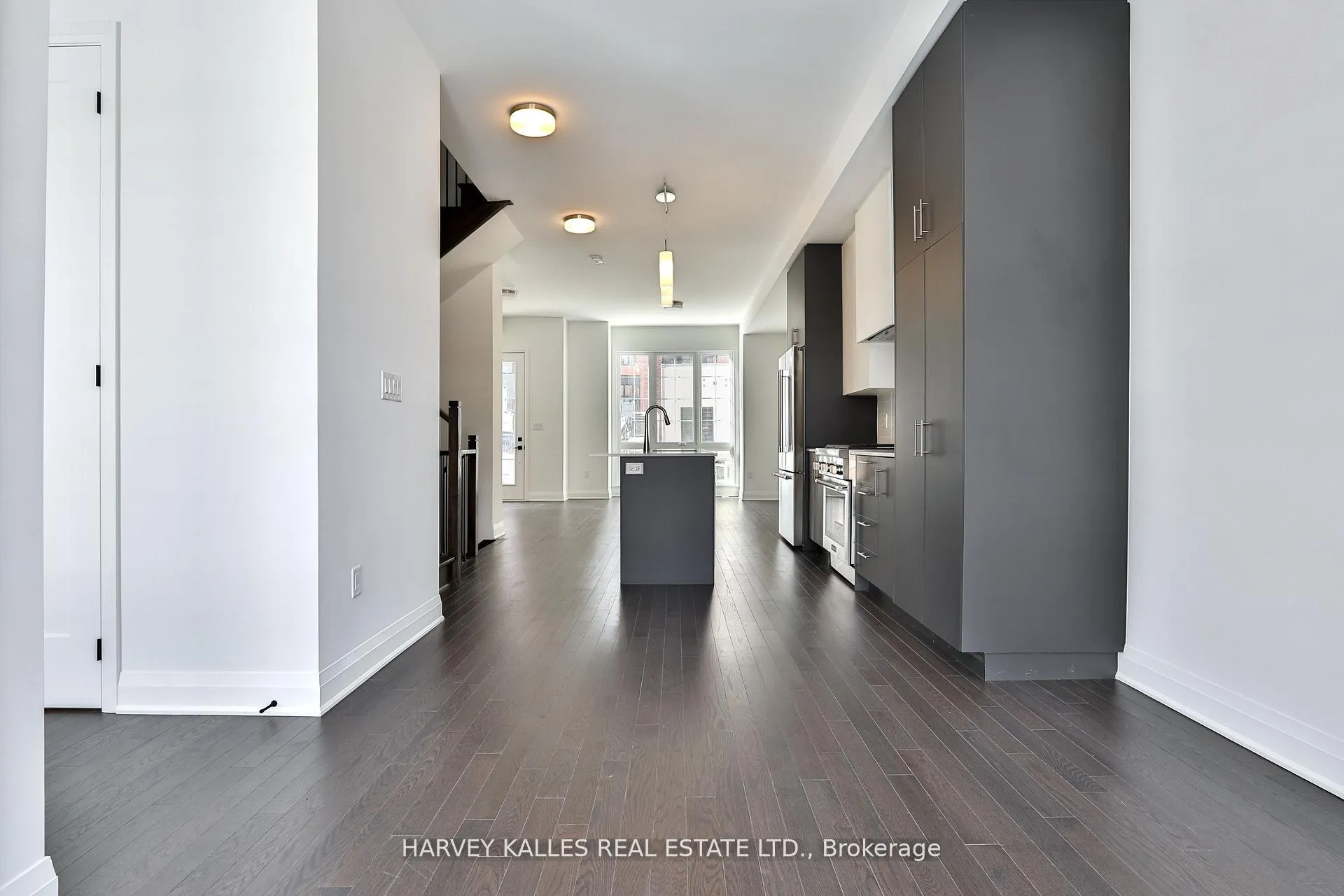 Photo 7 of 204 Atkinson Avenue, Vaughan, Uplands — HOMEH