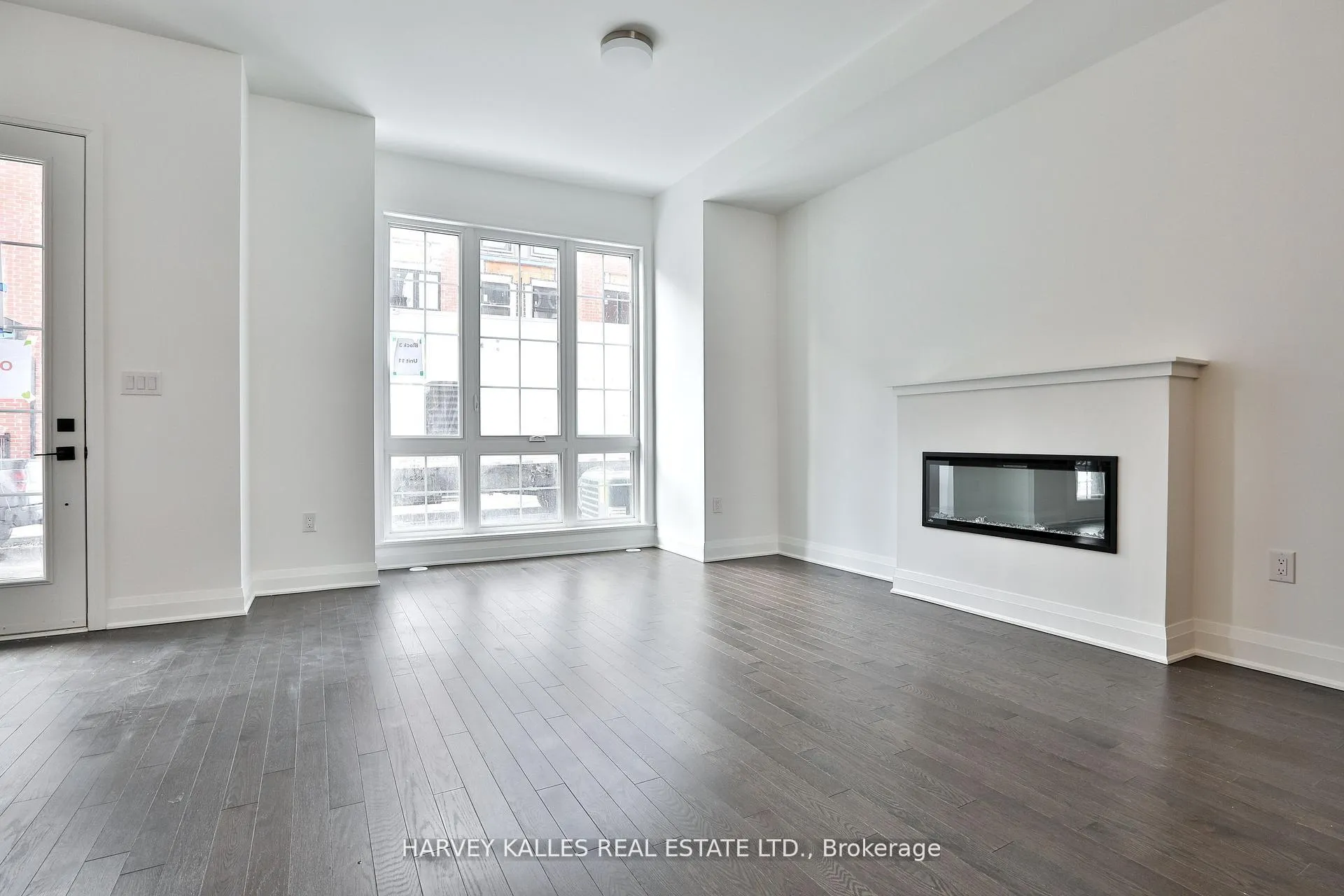Photo 12 of 204 Atkinson Avenue, Vaughan, Uplands — HOMEH