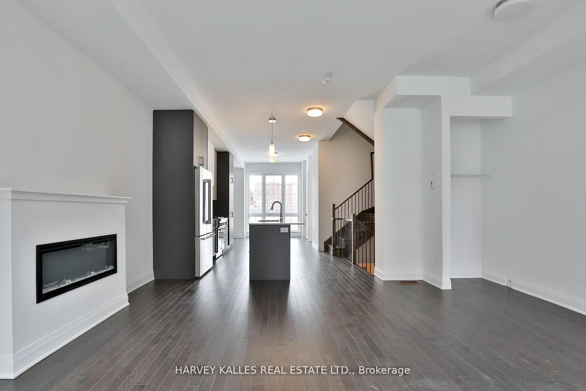 Photo 13 of 204 Atkinson Avenue, Vaughan, Uplands — HOMEH