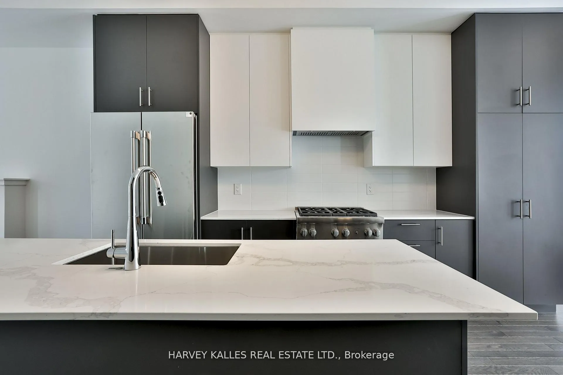 Photo 19 of 204 Atkinson Avenue, Vaughan, Uplands — HOMEH