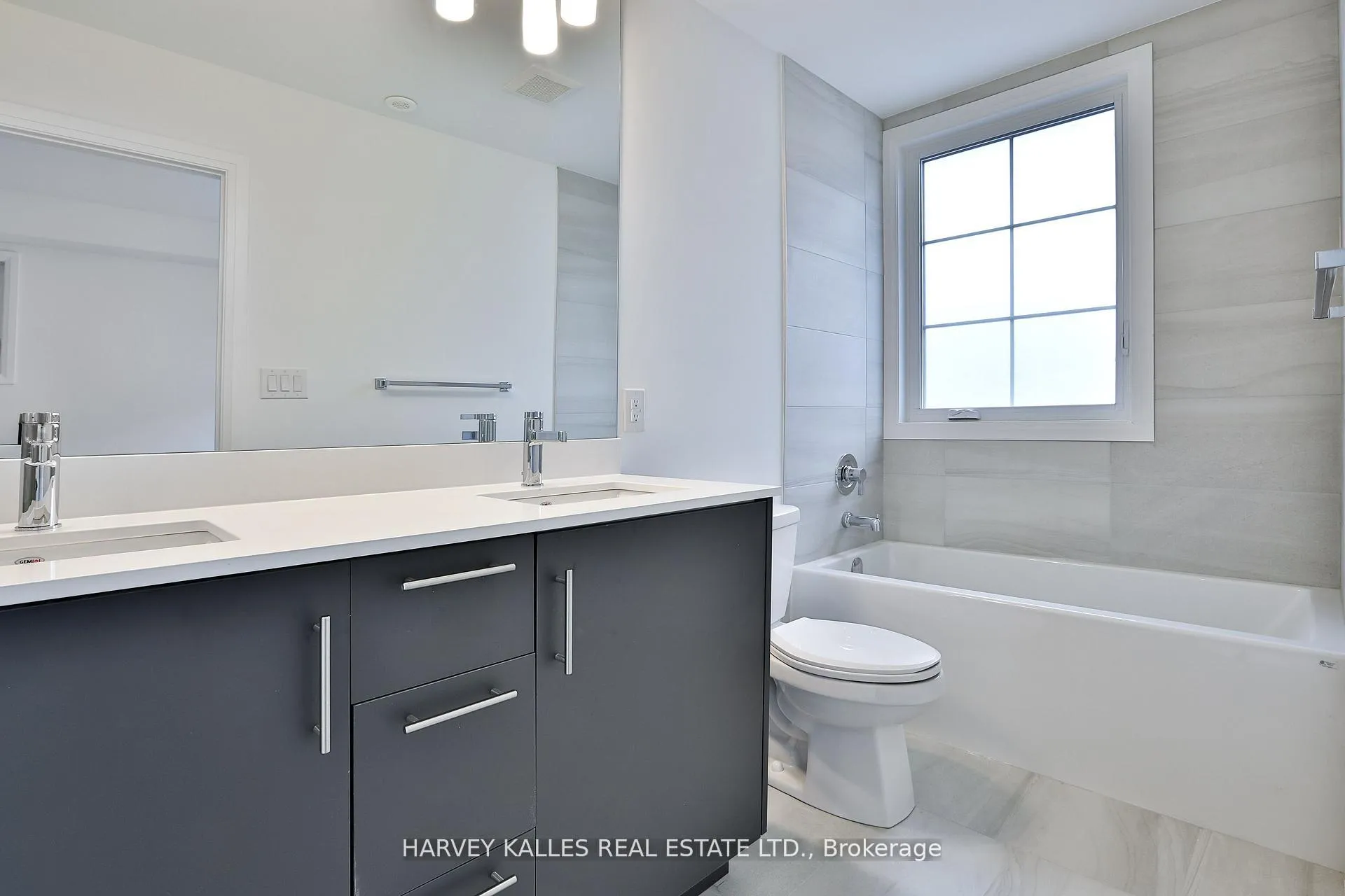 Photo 24 of 204 Atkinson Avenue, Vaughan, Uplands — HOMEH