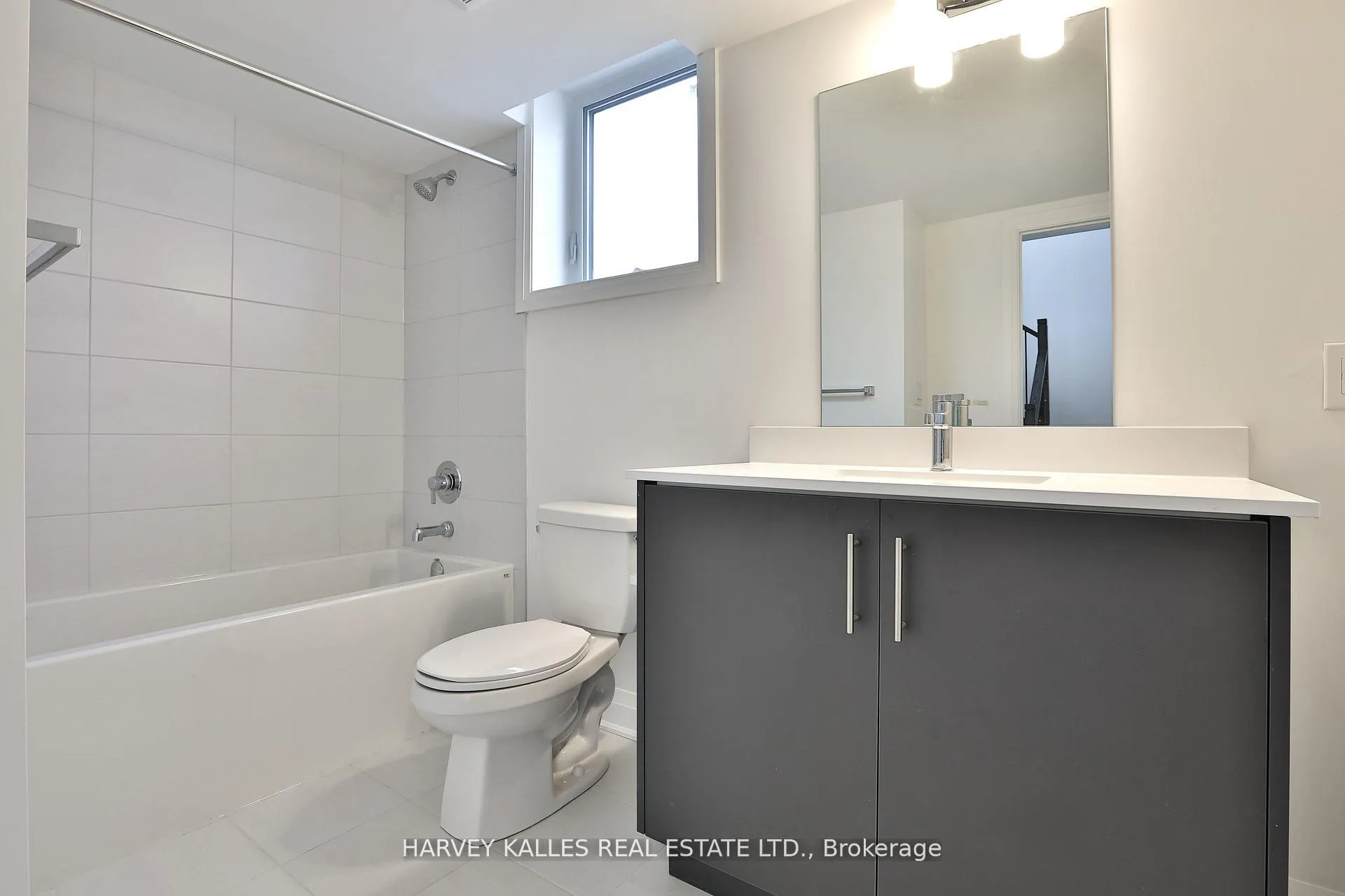Photo 33 of 204 Atkinson Avenue, Vaughan, Uplands — HOMEH
