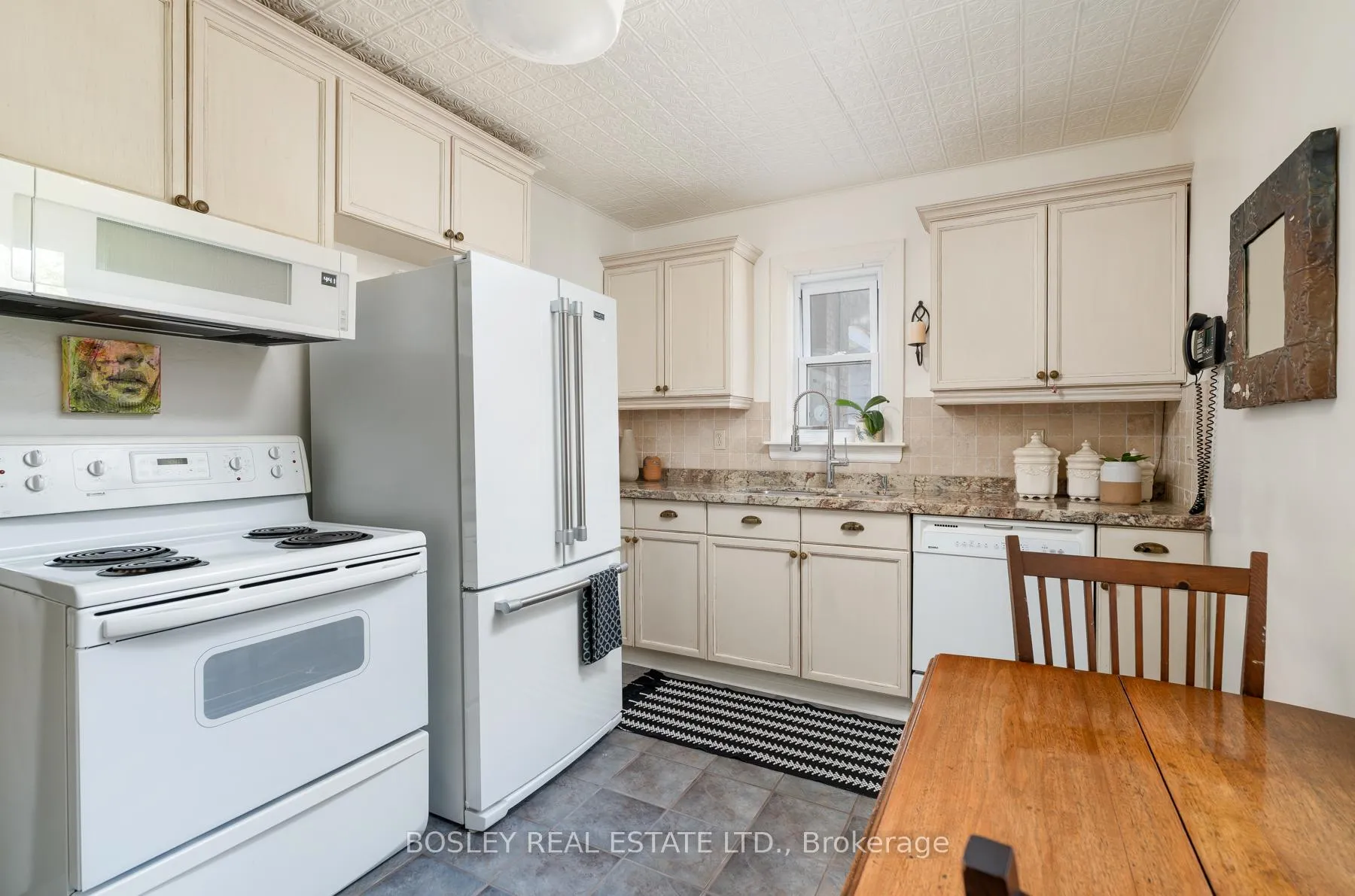 Photo 14 of 57 Springdale Boulevard, Toronto, Danforth Village-East York — HOMEH